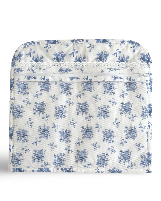 Peek Pouch in Blue Kiss