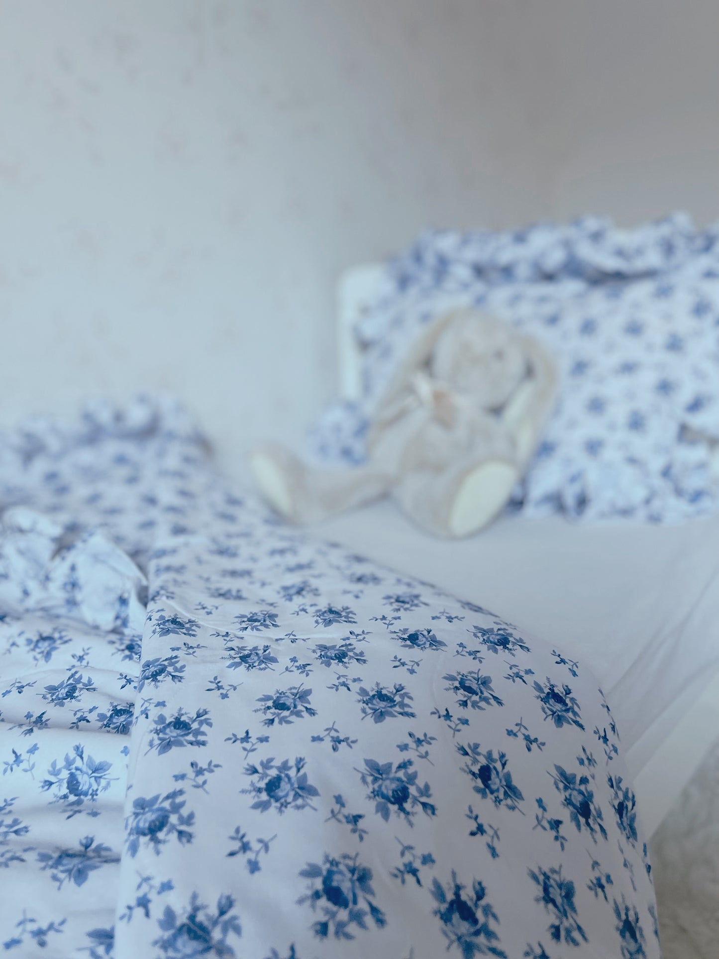 Quilted Toddler Blanket in Blue Kiss